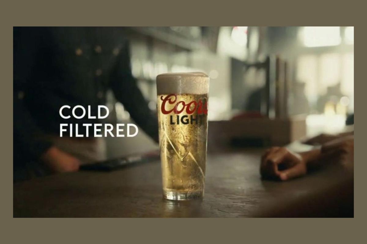 A pint of Coors Light with a cold filtered label